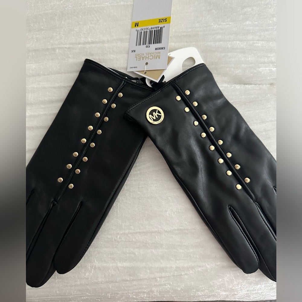 Michael Kors Black Studded Tech Gloves NWT